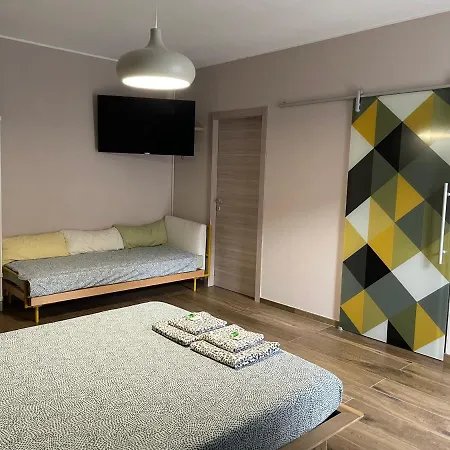 Da Andre E Mary Penzion