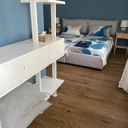 Da Andre E Mary Penzion Venzone